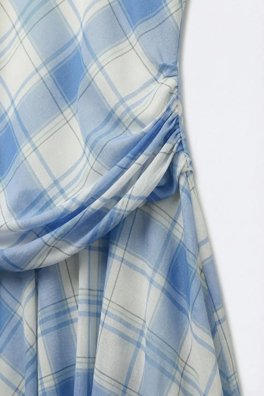 Robe asymétrique à manches longues en tissu en maille bleu - Vestidos