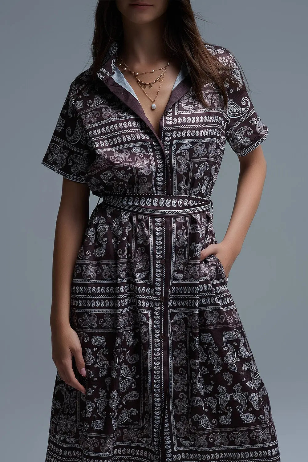 Robe chemise à manches courtes imprimée Paisley marron - Vestidos