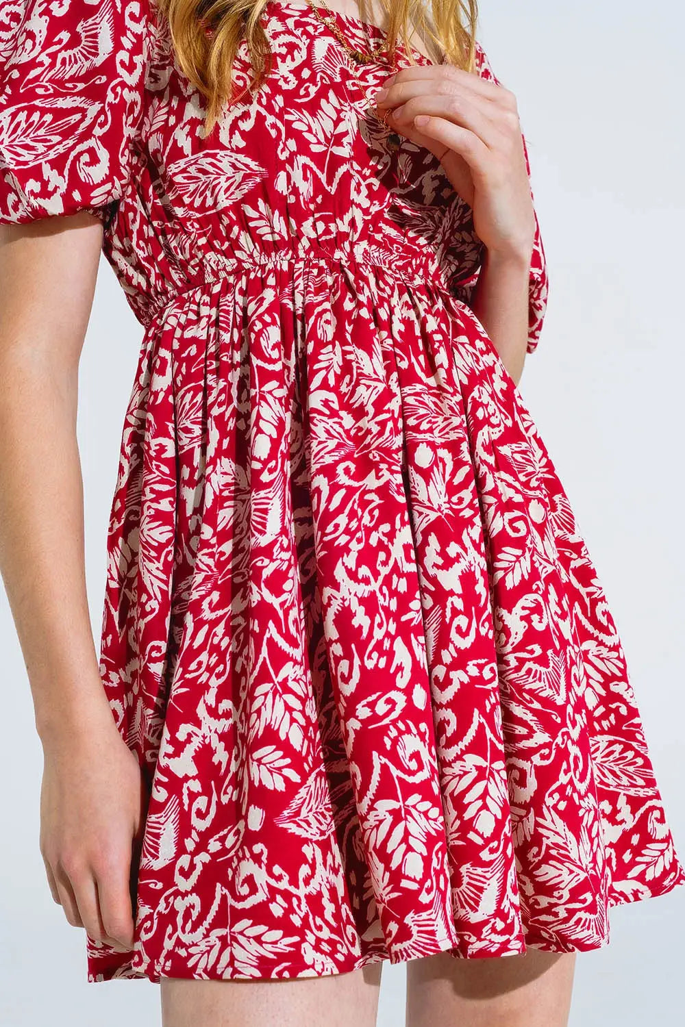 robe courte à imprimé floral avec dos froncé - Vestidos