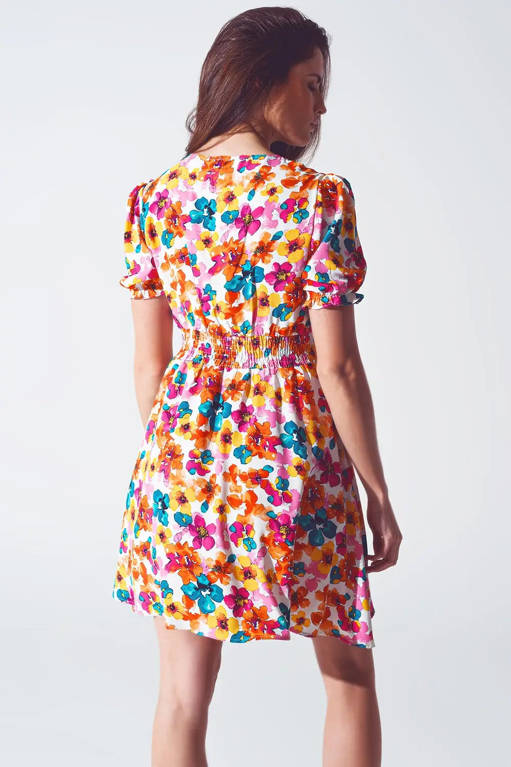 Robe courte à taille cintrée avec motif floral multicolore - Vestidos