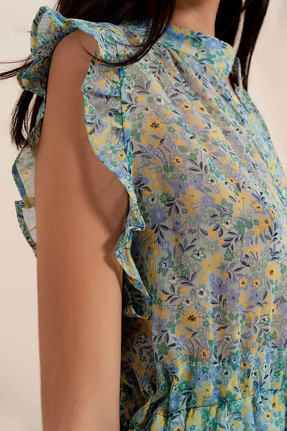 Robe courte avec bords à volants et fleurs de style vintage - Vestidos