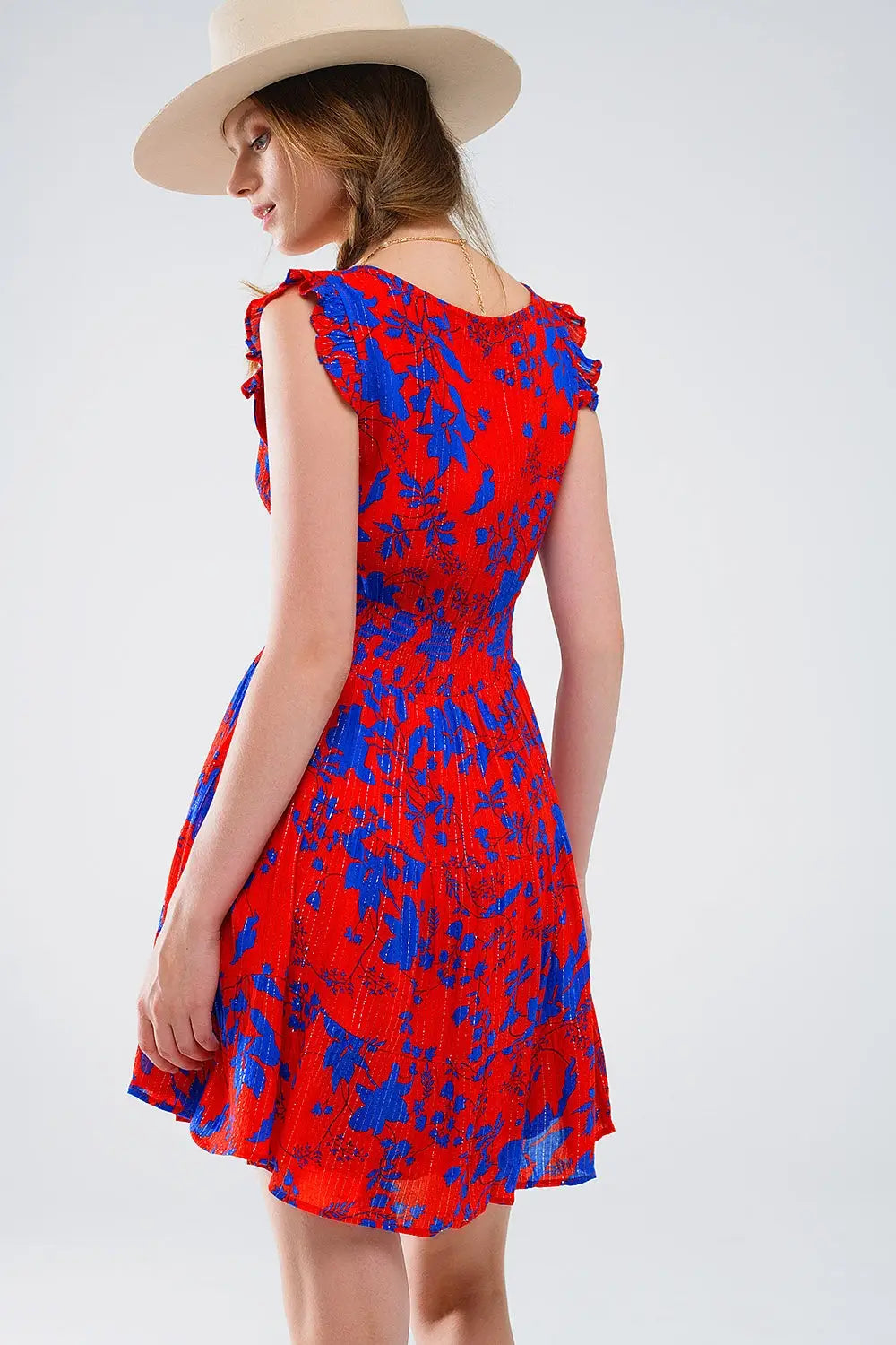 Robe courte en rouge avec imprimé floral bleu et col en V - Vestidos