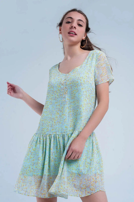 Q2 Robe courte vert à fleurs