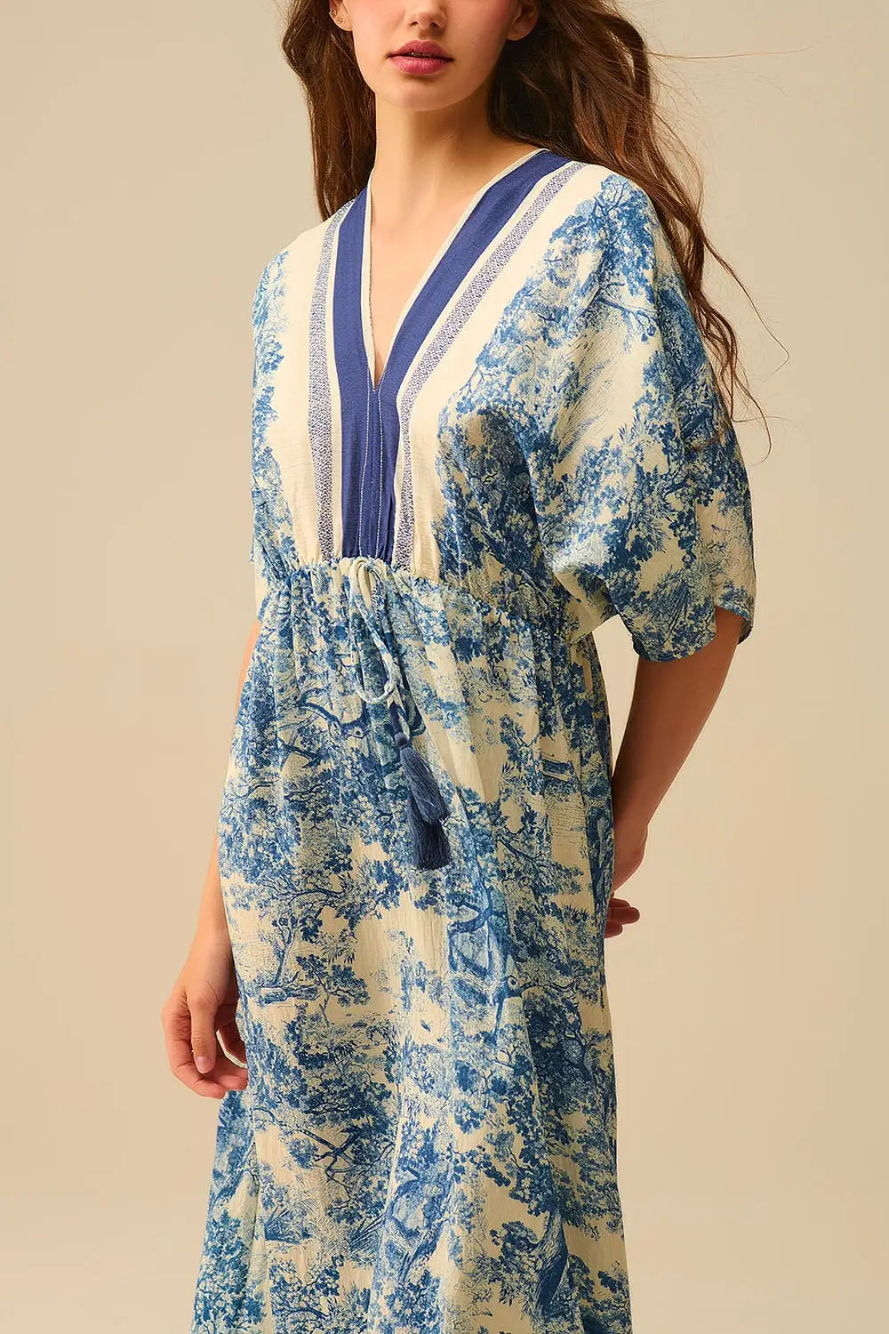 Robe fluide à col en V avec imprimé Toile de Jouy - Vestidos