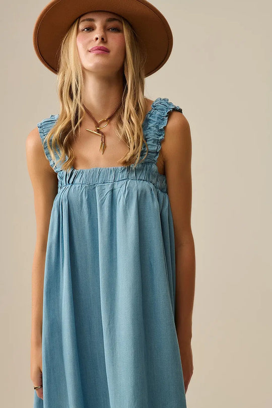 Robe longue à bretelles volantées en tissu tencel bleu clair - Vestidos