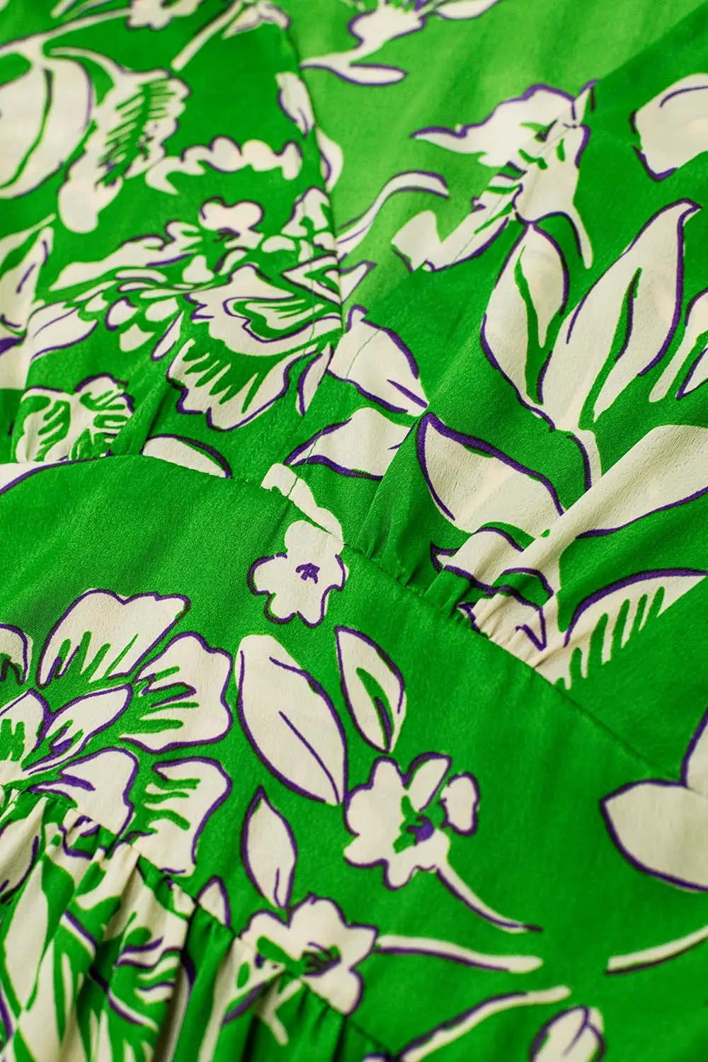 Robe longue à taille cintrée à imprimé floral en vert - Vestidos