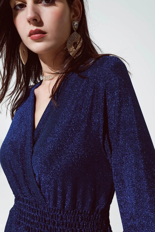 Robe longue ajustée à taille haute avec col en V bleue et brillante - Vestidos