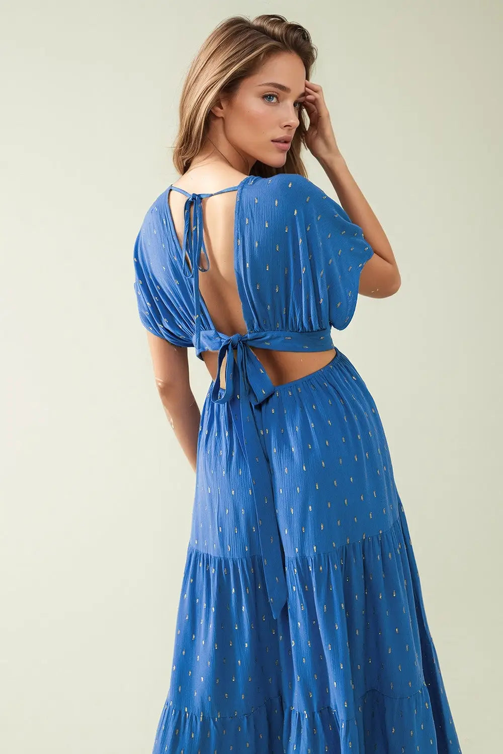 robe longue ample bleue avec détails dorés - Vestidos