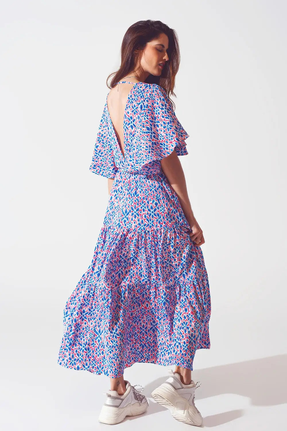 Robe longue avec dos ouvert et lien à nouer dans un imprimé violet - Vestidos