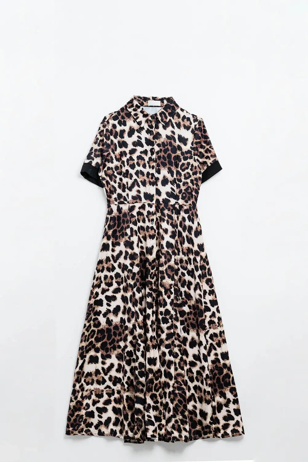 Robe longue boutonnée à imprimé léopard avec détails en satin - Vestidos