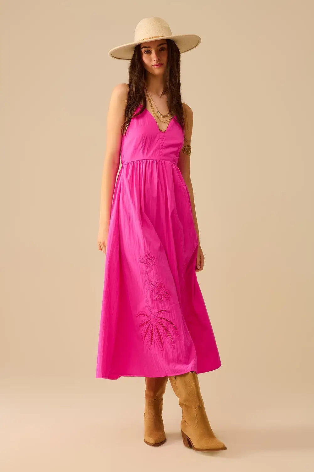 Robe longue en fucshia avec palmes brodées - Vestidos