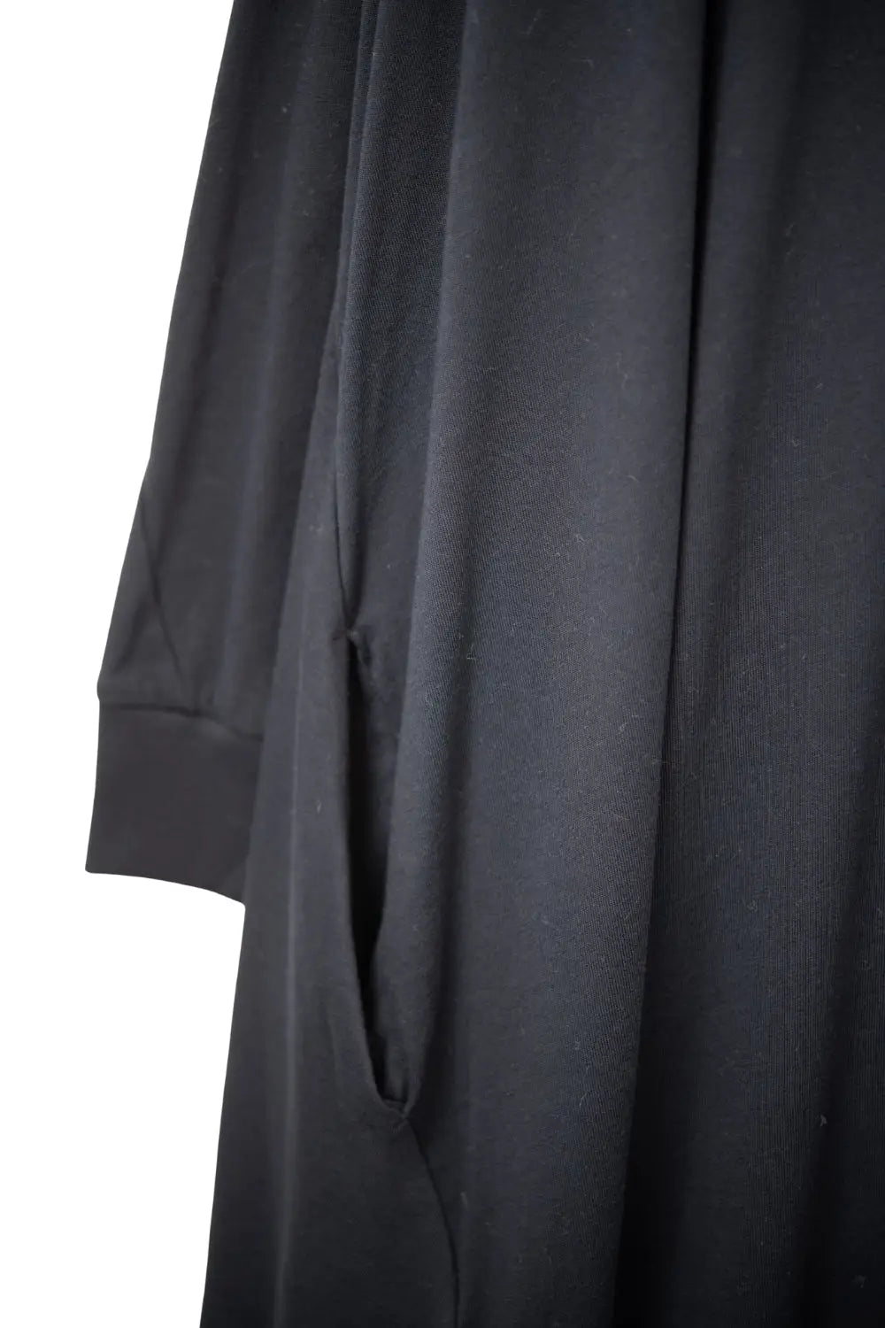 Robe longue noire à manches longues et ourlet asymétrique - Vestidos