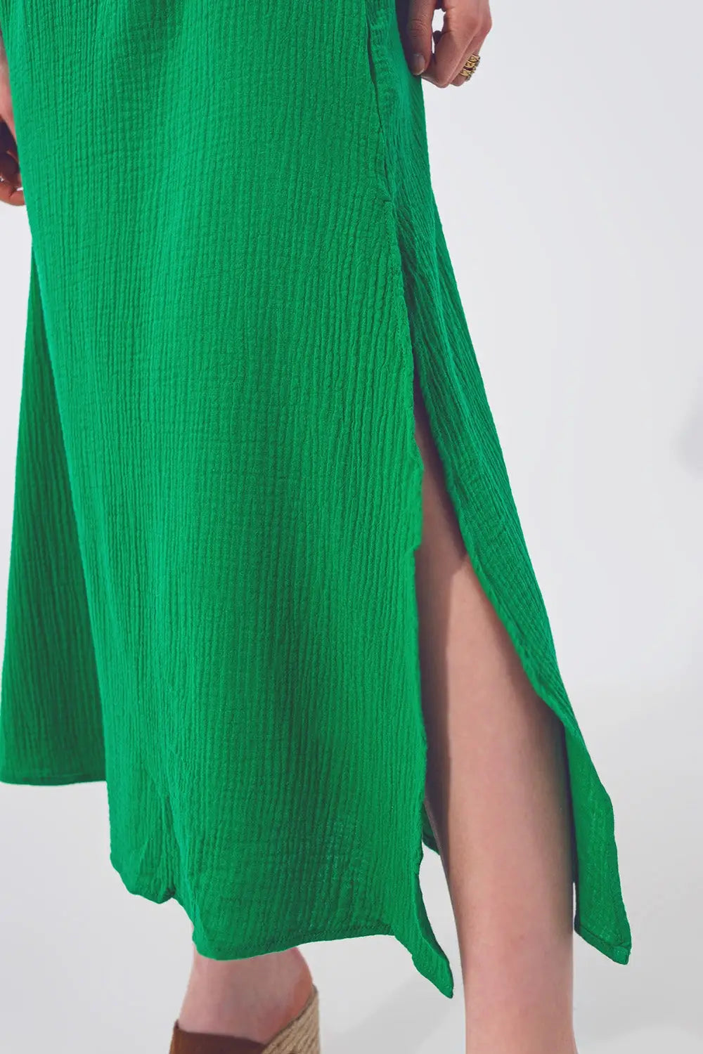 Robe Maxi à col en V texturé en vert - Vestidos