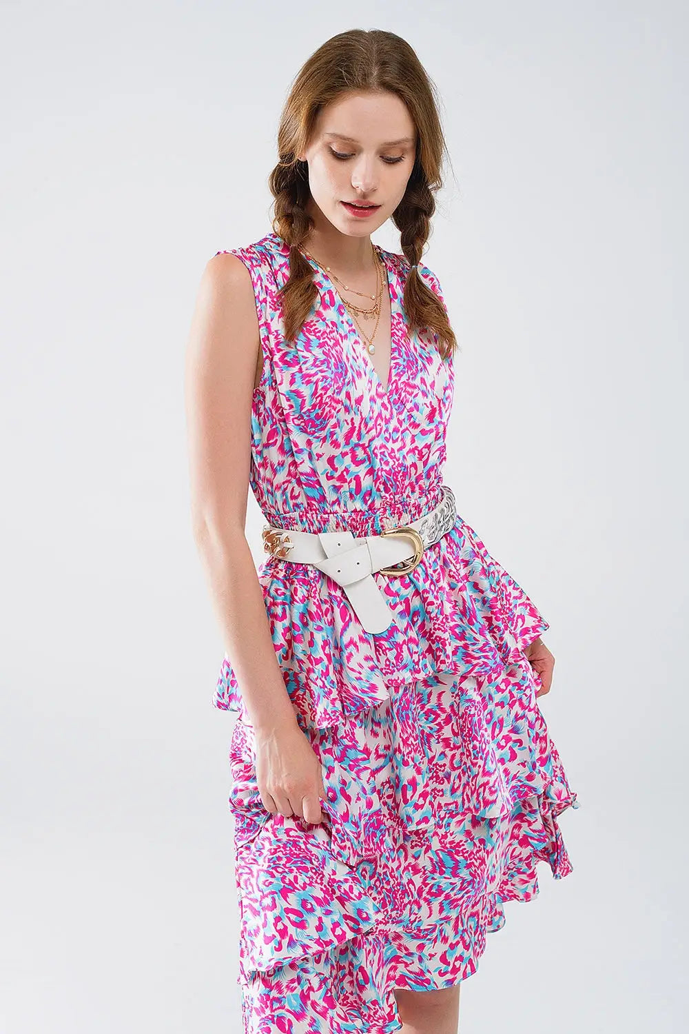 Robe midi froncée en blanc avec imprimé animalier multicolore - Vestidos