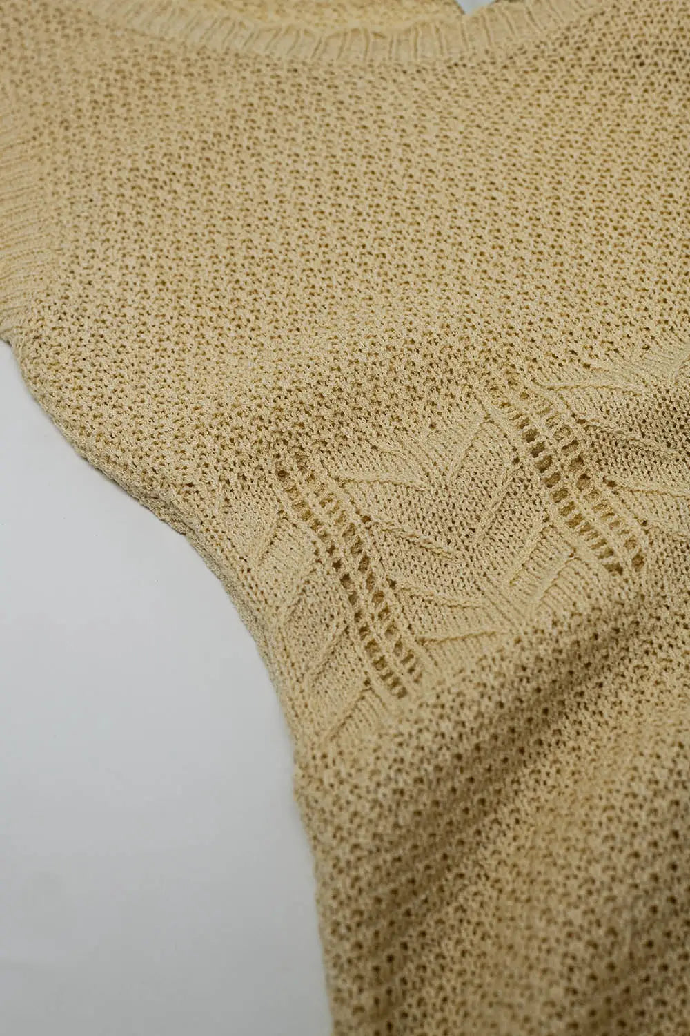 Robe midi sans manches en maille beige à col rond - Vestidos
