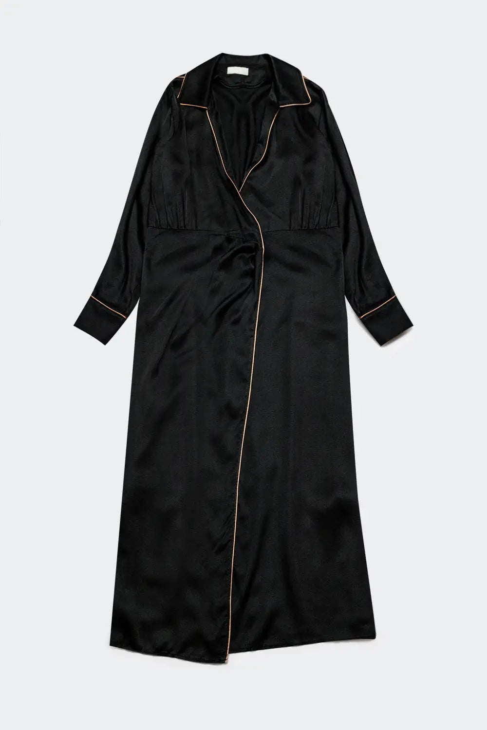 Q2 Robe portefeuille longue en satin Noir