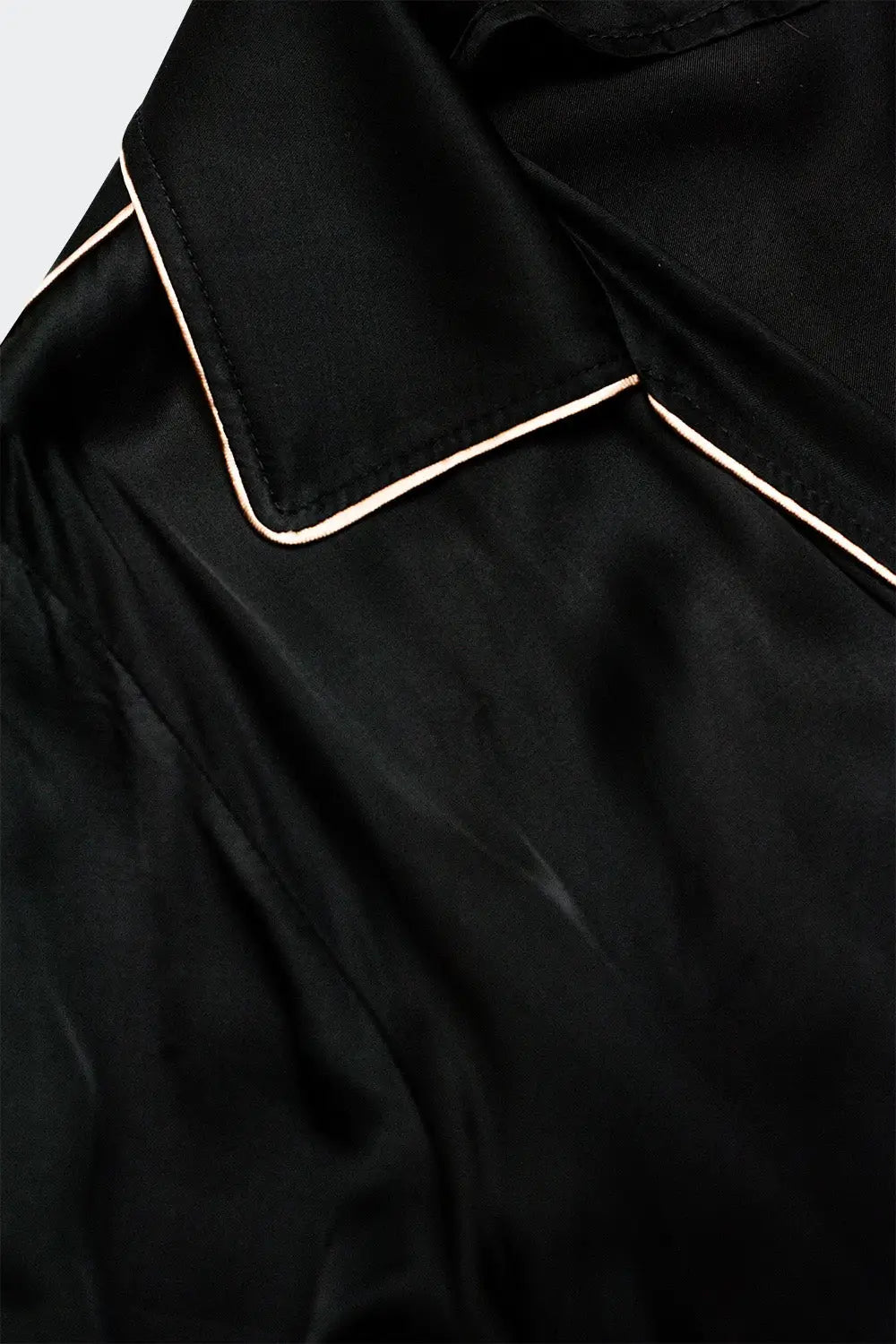 Robe portefeuille longue en satin Noir - Vestidos