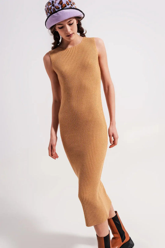 Robe ras de cou mi longue côtelée beige - Vestidos