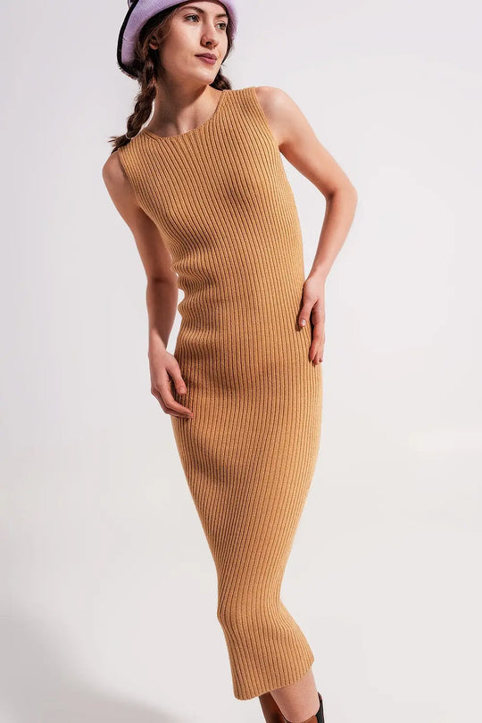 Robe ras de cou mi longue côtelée beige - Vestidos