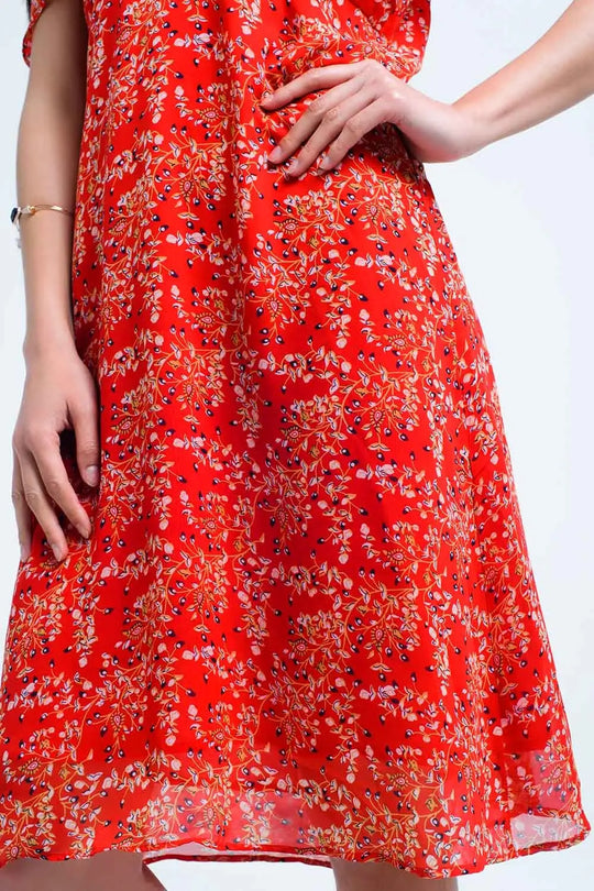 Robe rouge avec des fleurs imprimées et des volants - Vestidos