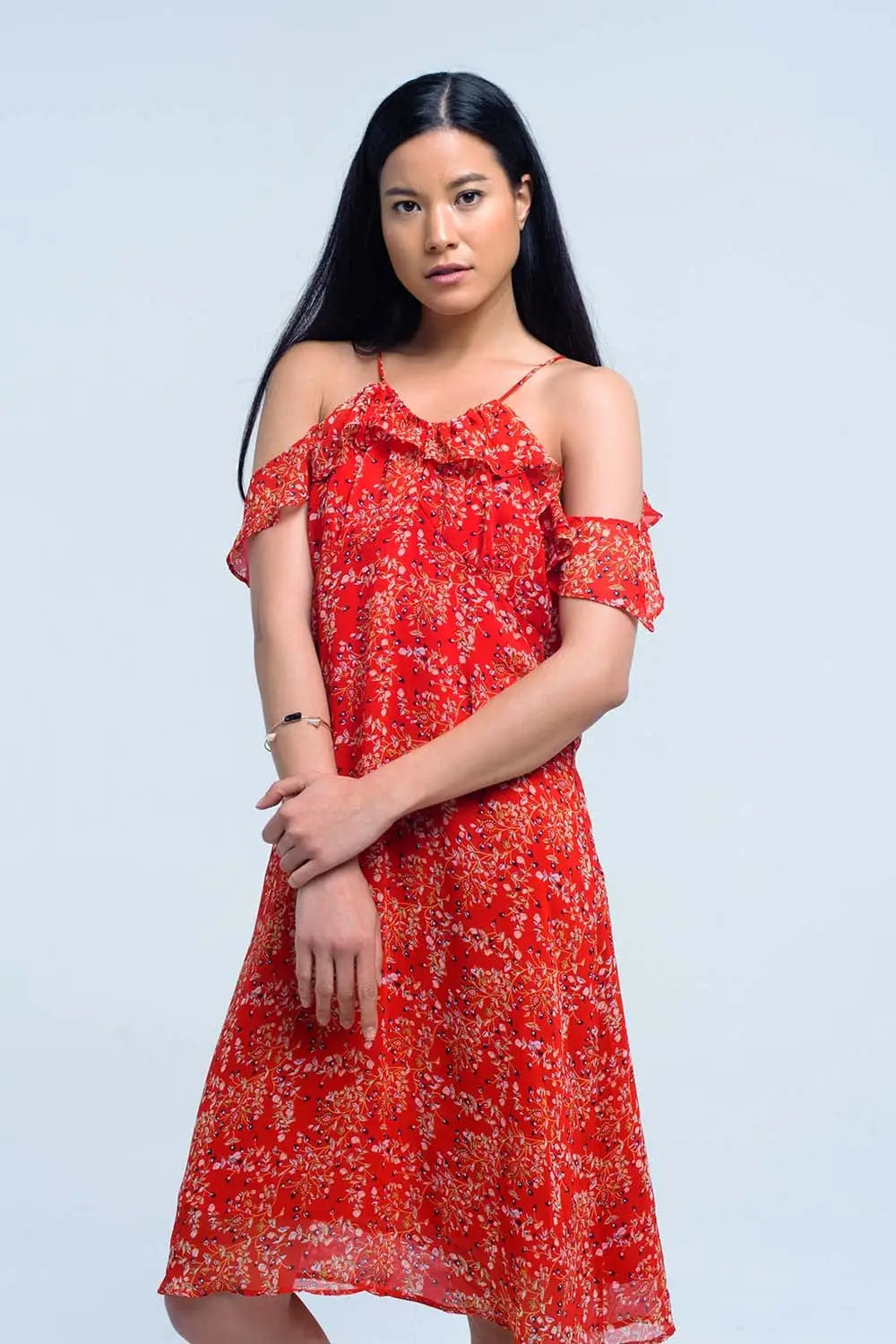 Robe rouge avec des fleurs imprimées et des volants - Vestidos