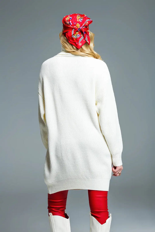 Robe surdimensionné en maille côtelée à col roulé en crème - Vestidos