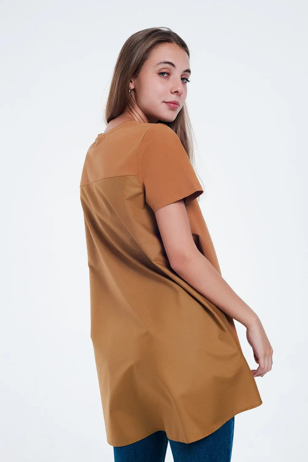 Robe t-shirt en marron - Tops