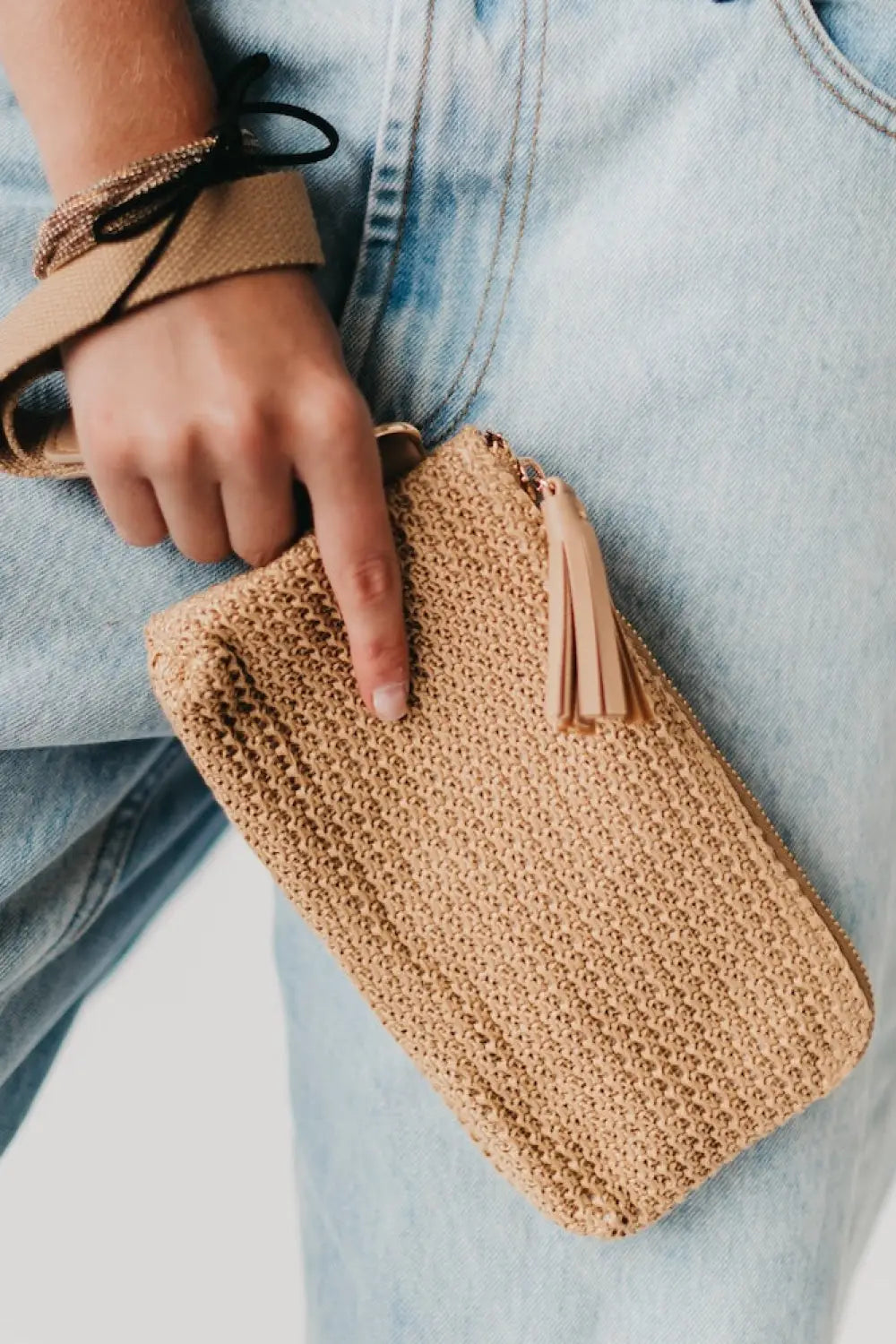 Rome Raffia Clutch Card Wallet Wristlet - Wristlet