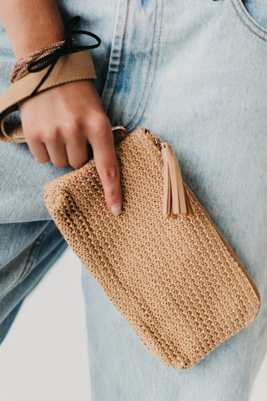 Rome Raffia Clutch Card Wallet Wristlet - Wristlet