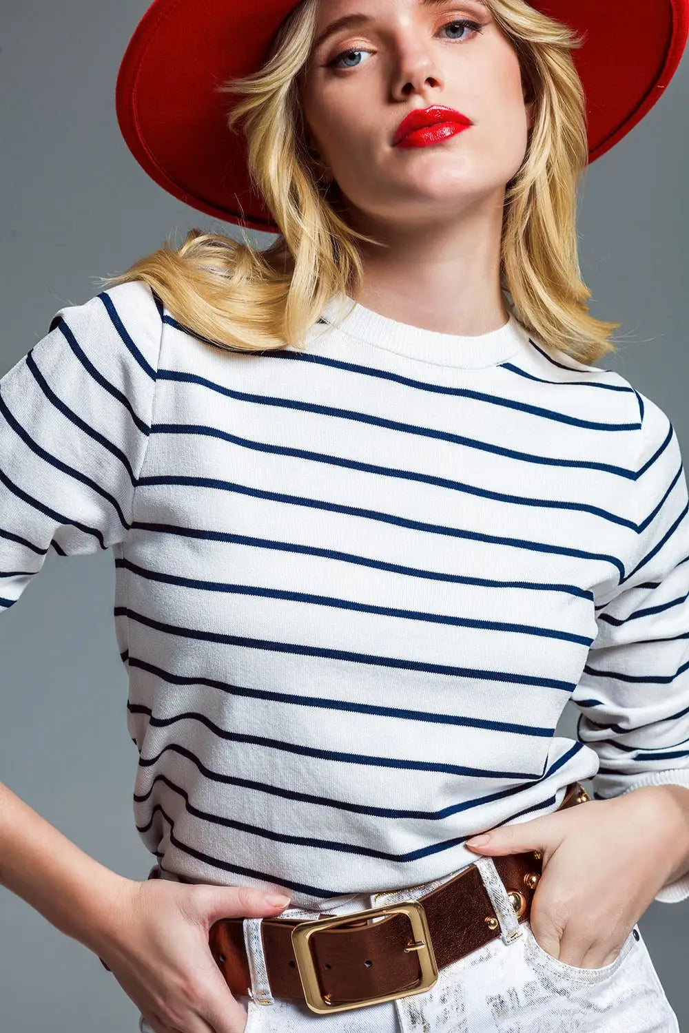 Round neck jumper in navy stripe - Sweaters
