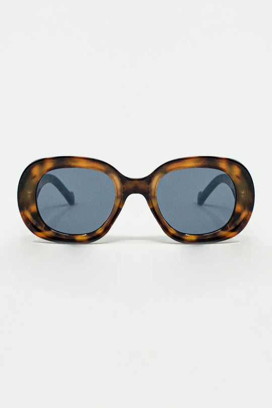 Q2 round polarized sunglasses with dark lenses