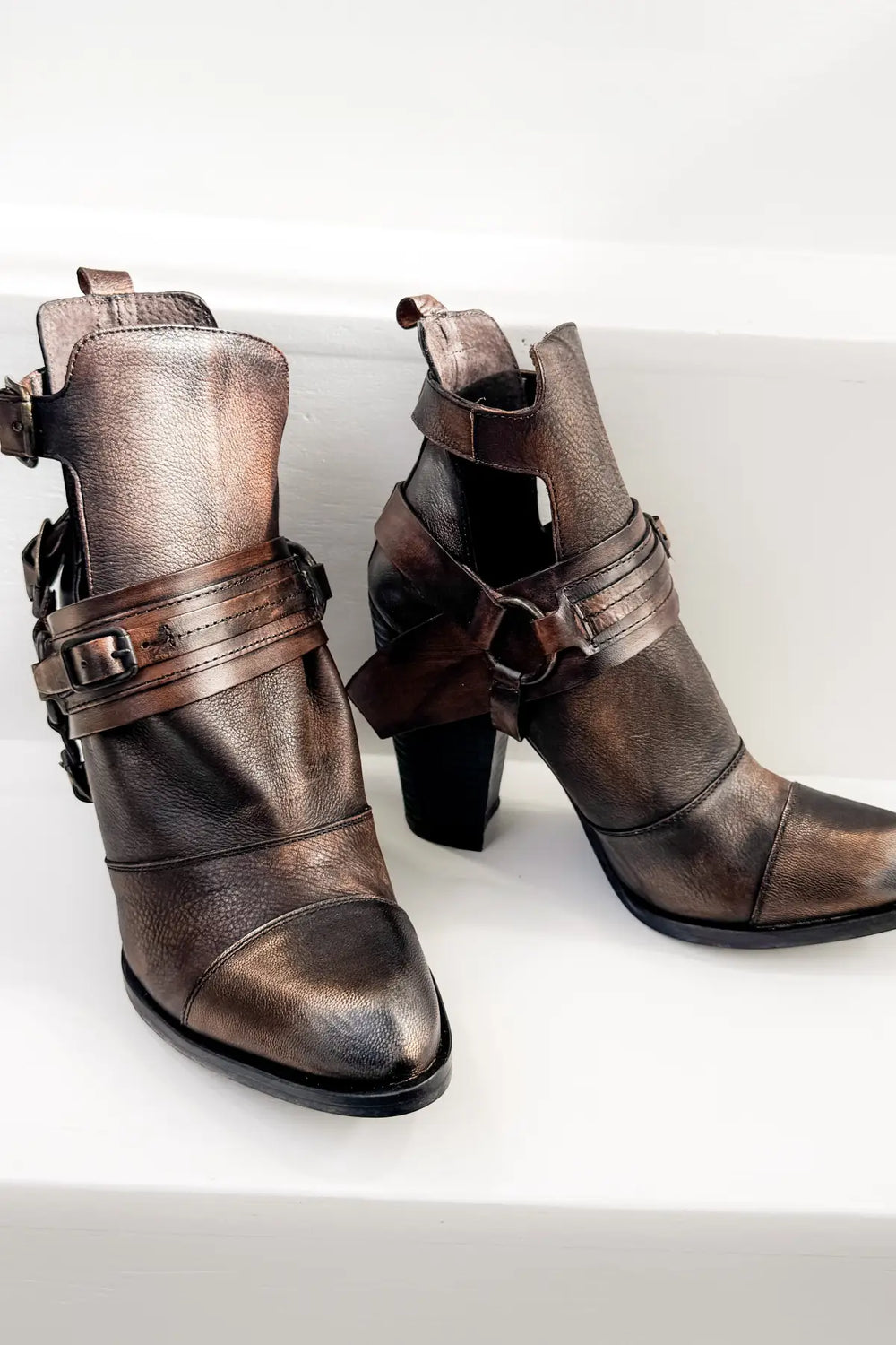 Sheila Boot in Tan - 100 Western Boots