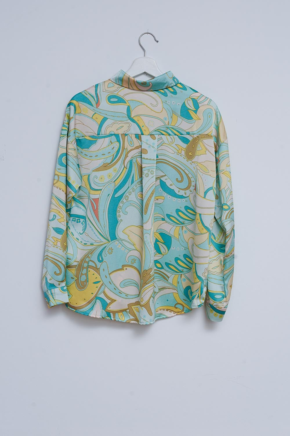 Shirt in abstract green print