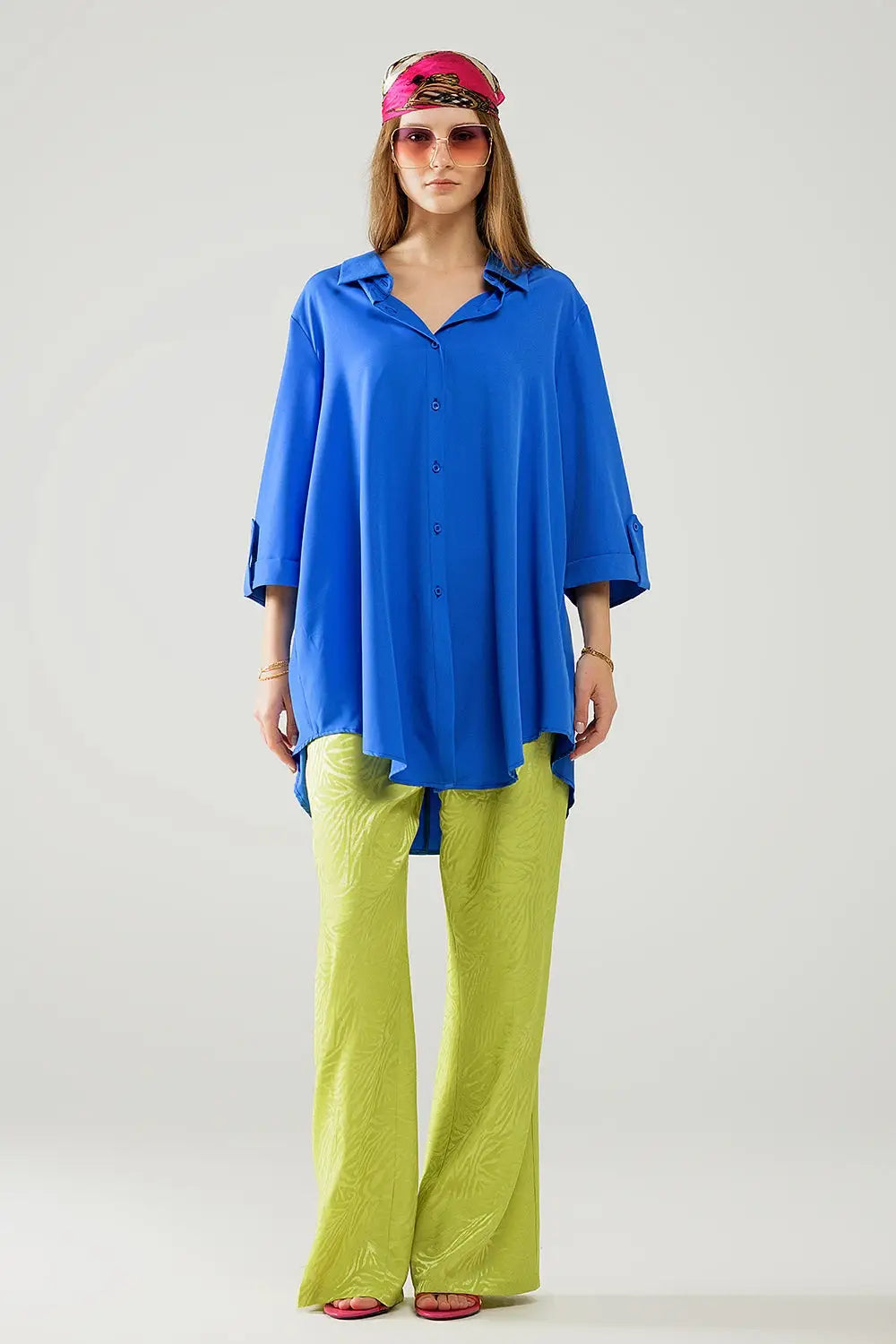 Shirt made of very soft and light fabric in electric blue - Shirts
