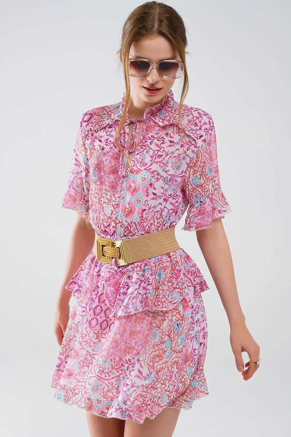 Short Dress With Abstract Print And Ruffled Skirt in Shades of Pink - Dresses