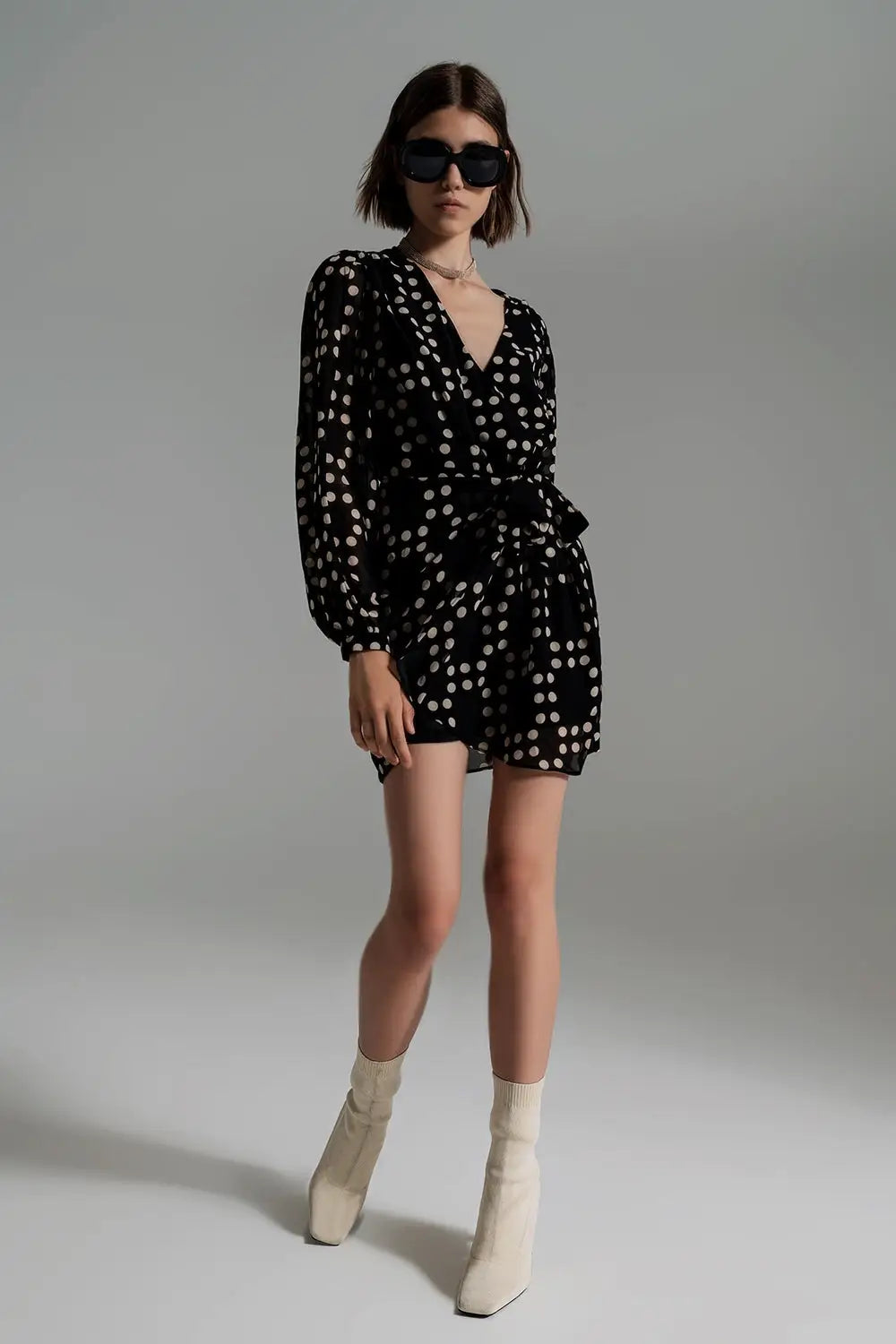 Short Dress With Wrapped Skirt And Balloon Sleeves In Cream And Black Polka Dot Print - Dresses