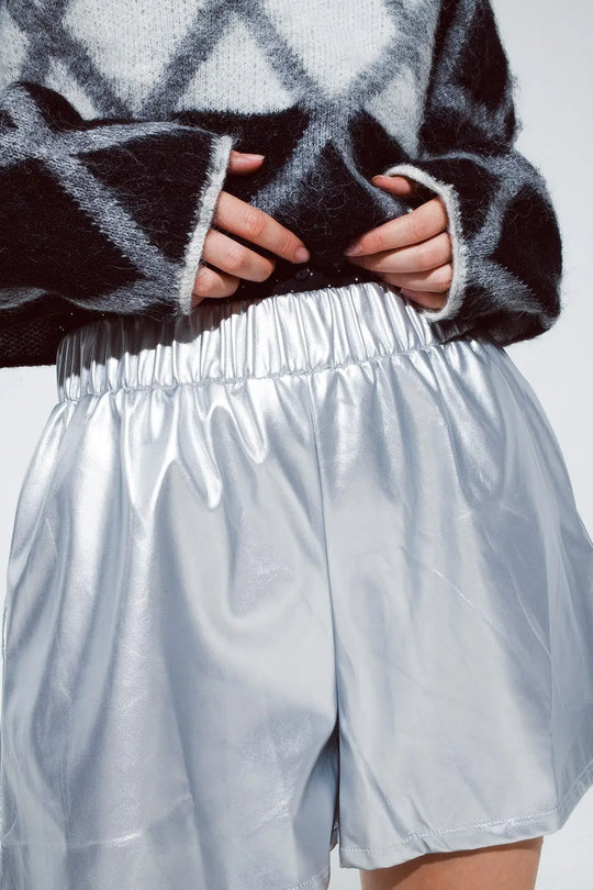 Short en cuir argenté métallisé - Pantalons