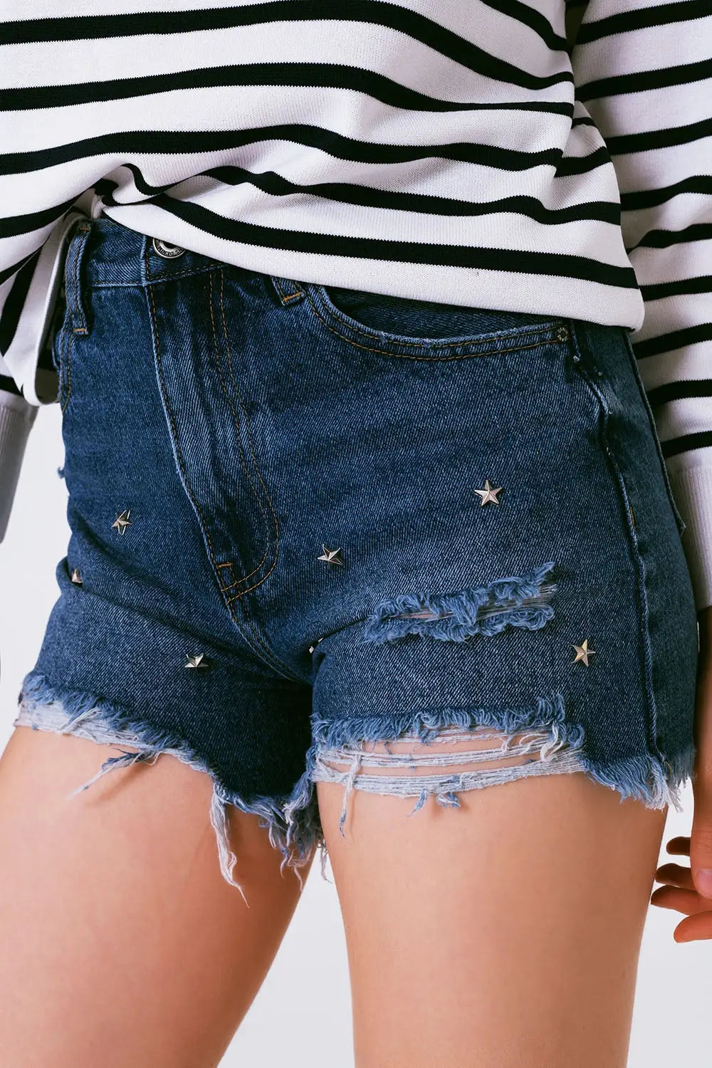 short en jean à ornement clous étoiles - Pantalons
