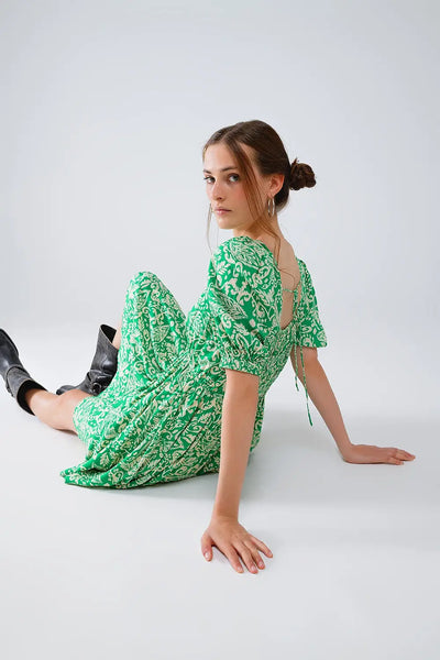 short floral print dress with gathered back in green - Dresses