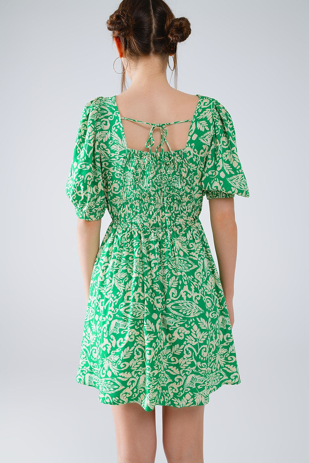 short floral print dress with gathered back in green