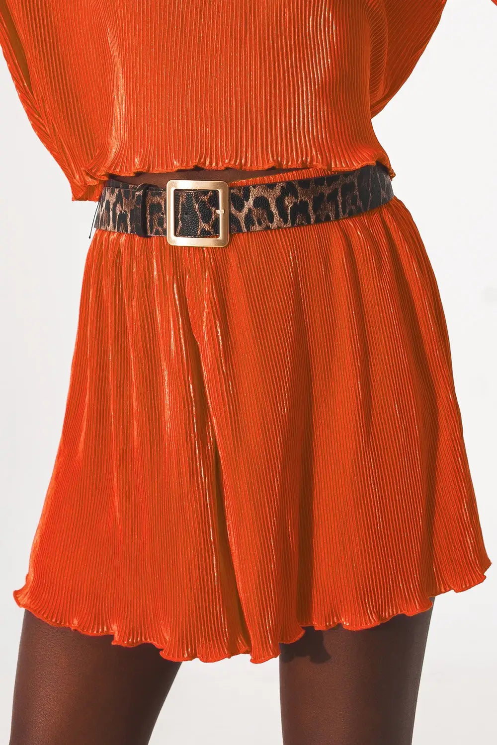 Short plissé en orange - Pantalons