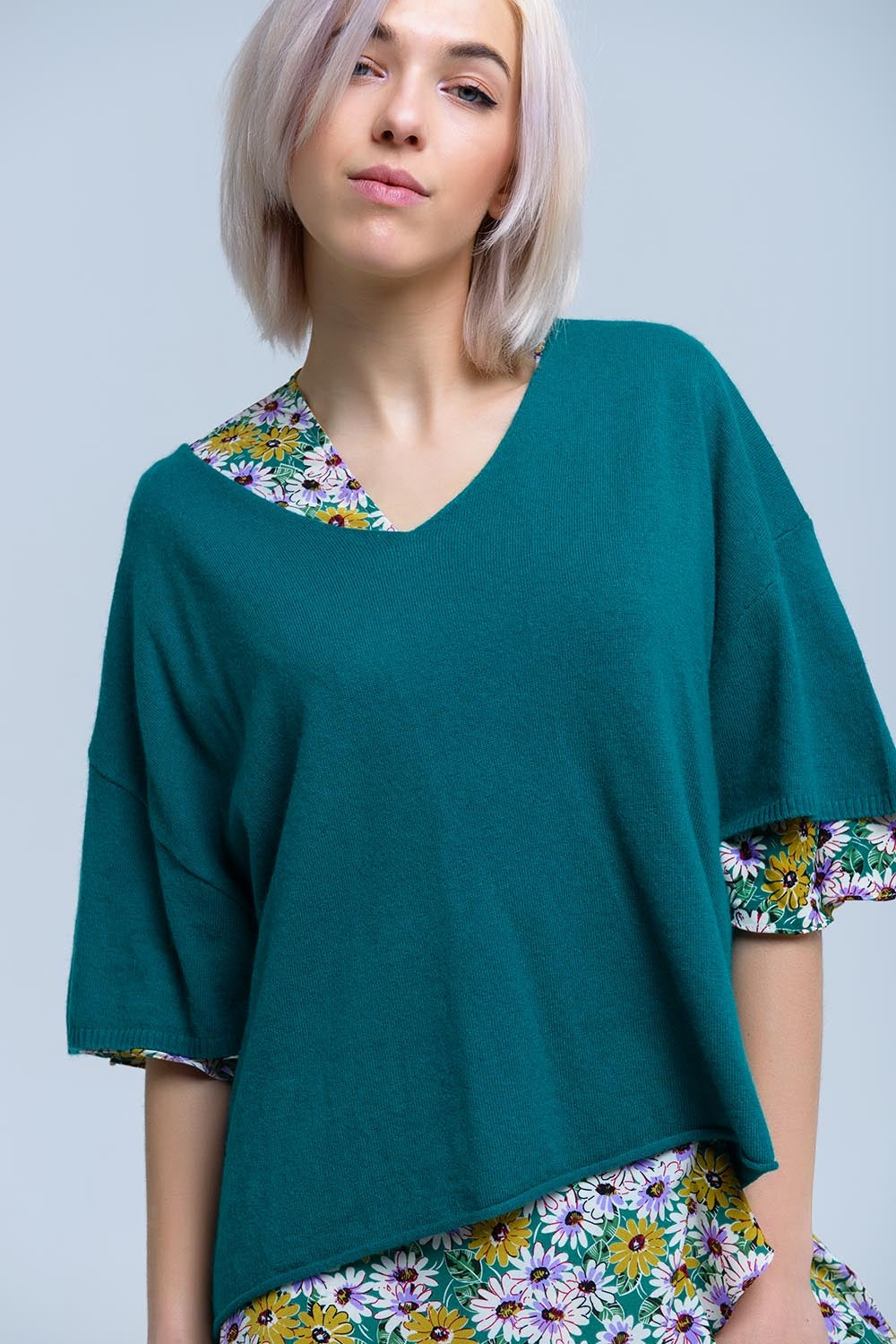 Short sleeve green sweater