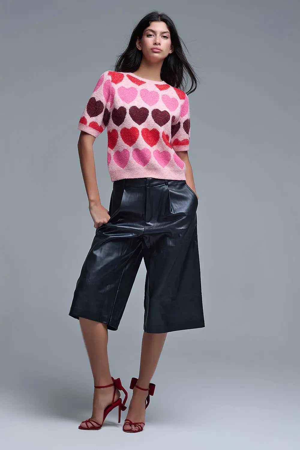 Short Sleeve Printed Heart Sweater in Pink - One Size / Pink - Sweaters