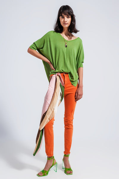 Short sleeve sweater in v neck in green