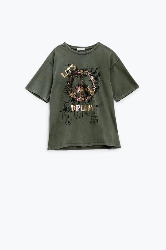 Q2 Short Sleeve T-shirt With Graphic Peace Sign Design At The Front In Khaki