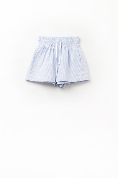 Short with stripes and strings in the waistband