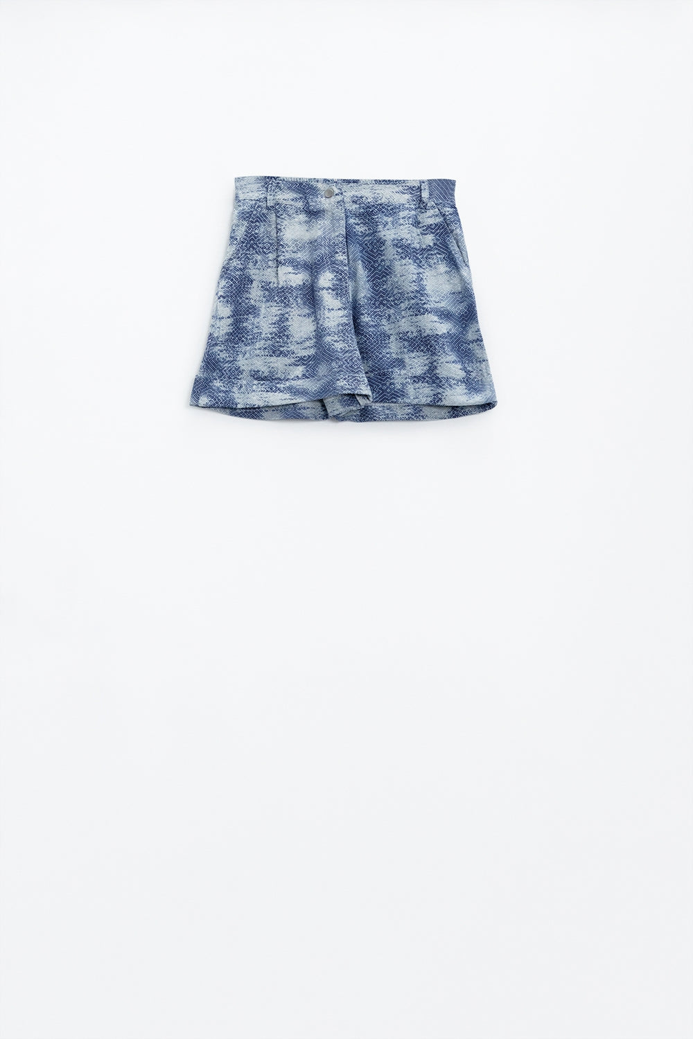 Shorts In Tie Dye Blue With Front And Back Pockets