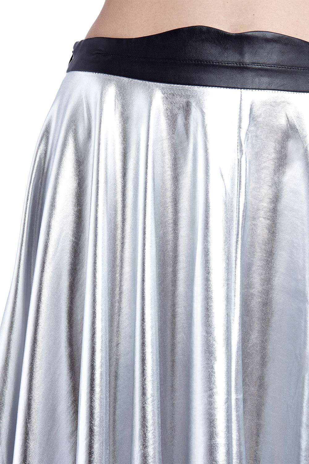 Silver pleated midi skirt in metallic