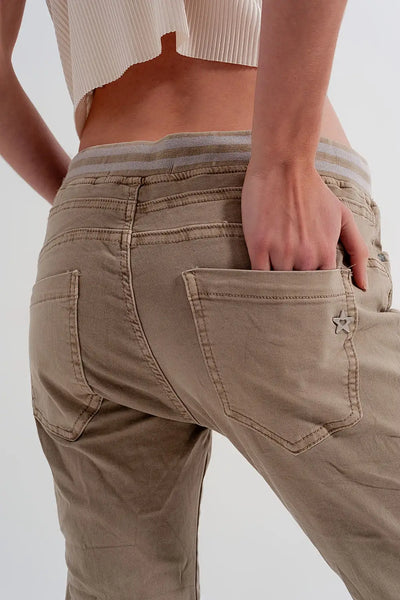 Skinny chinos with elastic waist beige - Jeans