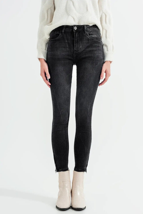 Skinny jeans with ankle zip in black wash - Jeans